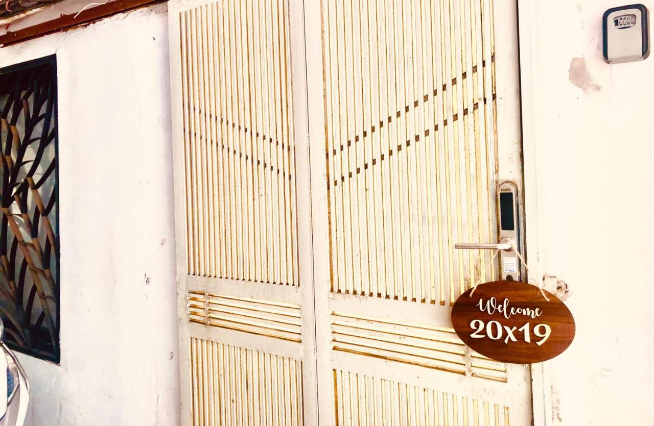 20X19 Apartment Hanoi Exterior photo