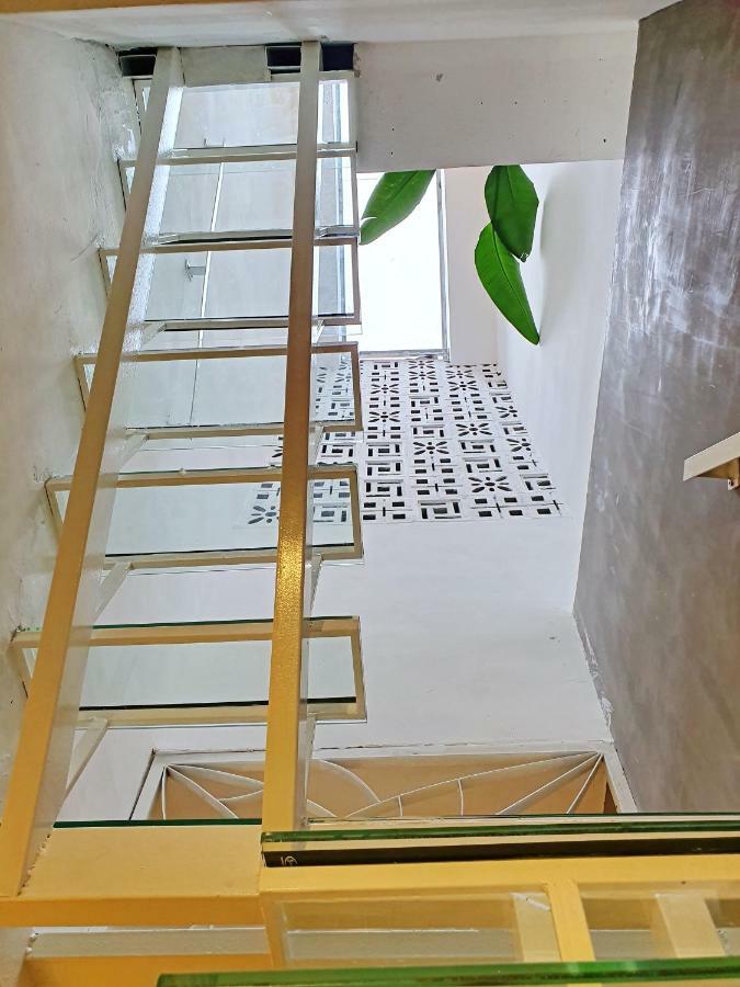 20X19 Apartment Hanoi Exterior photo