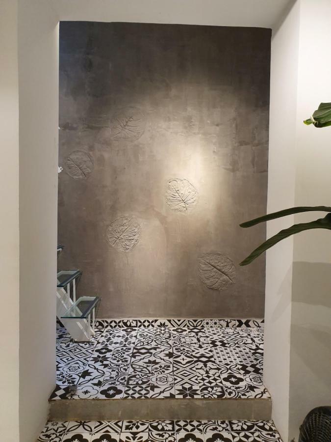 20X19 Apartment Hanoi Exterior photo
